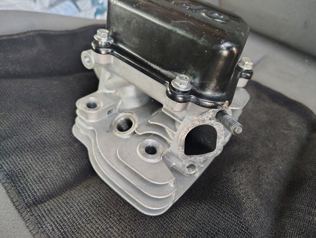 GHOST 212cc HEMI HEAD CASH ONLY, NO TRADES 