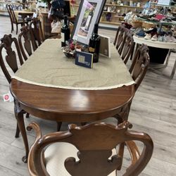 Real Stickley Dining Table Chair