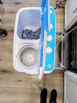 Portable washing machine (works amazing)