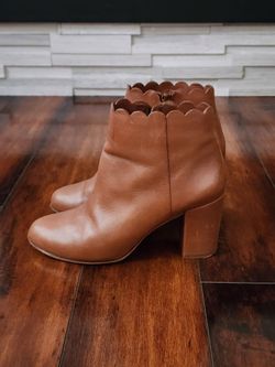 Loeffler Randall Scalloped Leather Ankle Boots – Cognac Brown – US 8.5