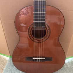 Admits Solids Classical Guitar