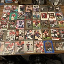 39 Warrick Dunn Football Cards With Rookies & Many Inserts Buccaneers & Falcons Legend 