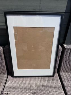 IKEA RIBBA Picture Frame 19¾ x 27 ½ in (50x70 cm) – Black