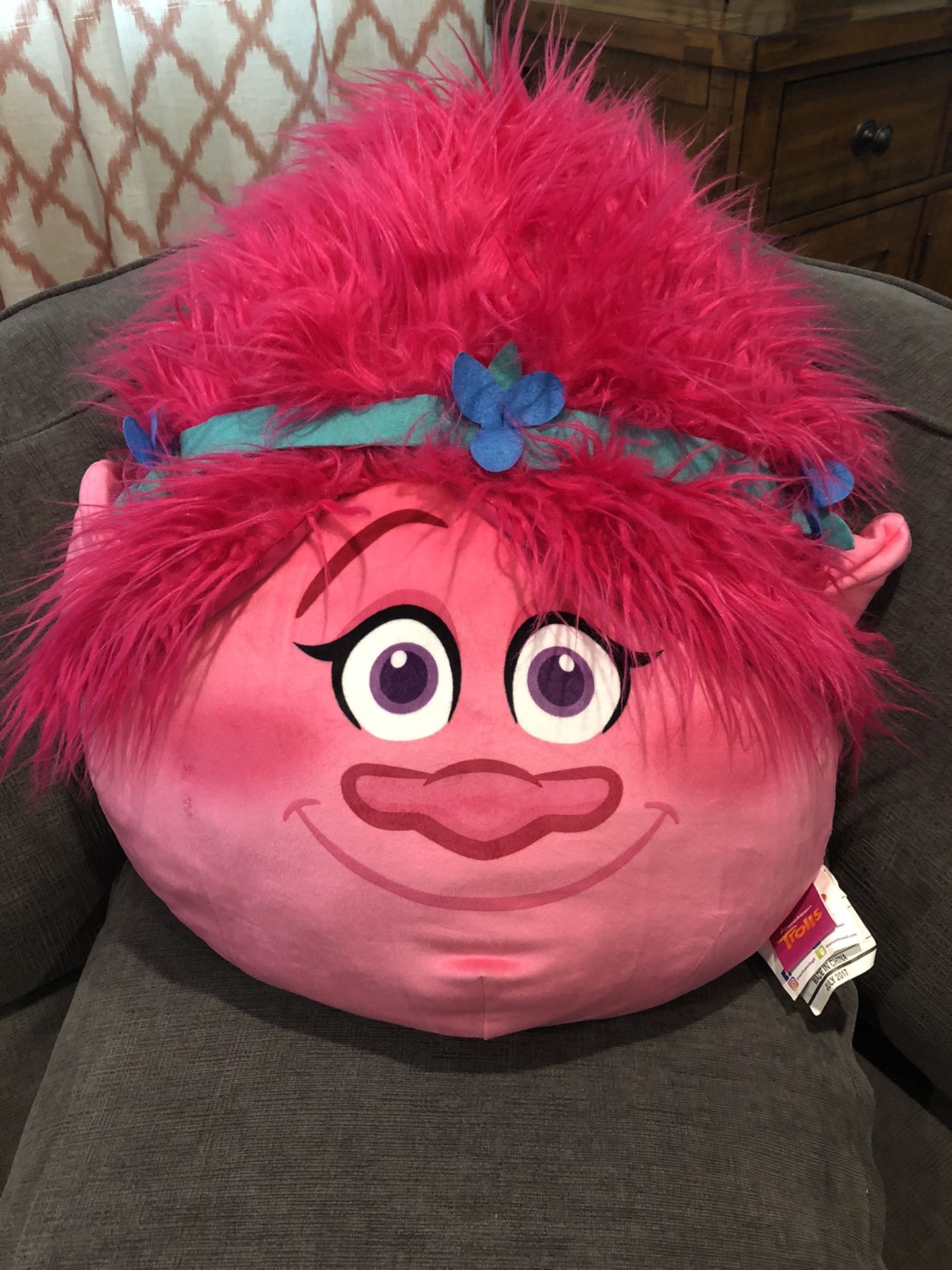 TROLLS CLOUD PILLOW (Poppy)