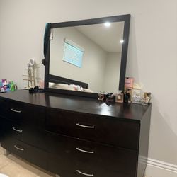 Brown King Size Bedroom Set