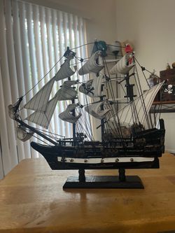 Model Pirate Ship