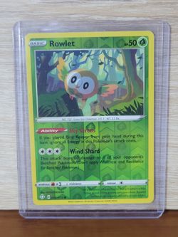 Rowlet Pokémon TCG Card Reverse Holographic  - Mint