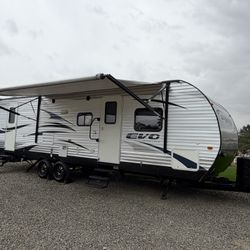 2016 EVO MODEL T2860 BY FOREST RIVER WITH BUNK BEDS 