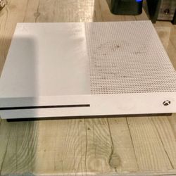 Xbox One 2 Terabytes Of Storage Missing Controller 