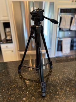 Vivitar 62" Tripod