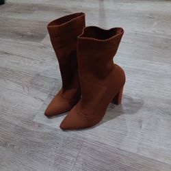 Knitted Ankle Boots Size 6
