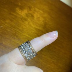 Heart ring estimated size 6 #0653 preowned