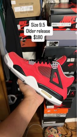Jordan 4 toro size 9.5 (2012)