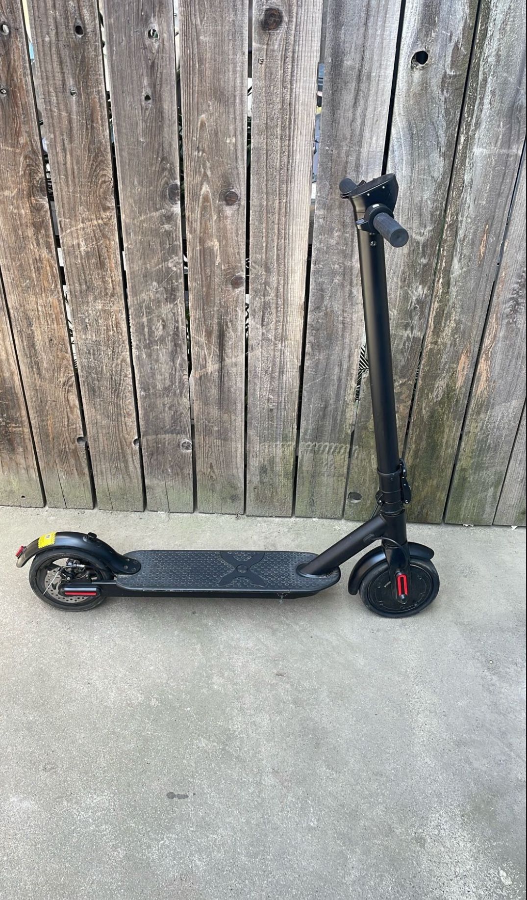 Electric Scooter 17 Miles Per hour