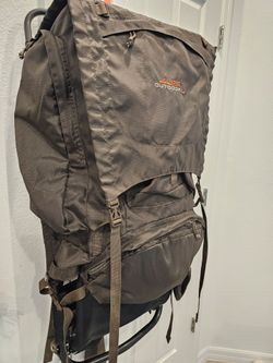 Alps Outdoorz Backpack- LIKE NEW!
