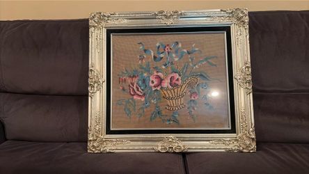 Pretty Embroidered Flowers Design. 28inches By 25