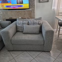 Set Sofas Good  Condition