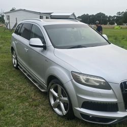 Audi Q7 2012