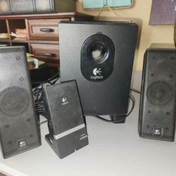 Logic Logitech X-240 Computer PC Speakers with Subwoofer System  
