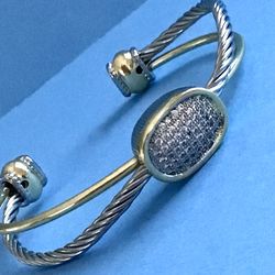 Ladies Two Tone Gold/Silver Bracelet Beautifully Detailed w/Sparkling Crystal Center *Pickup Boca Raton