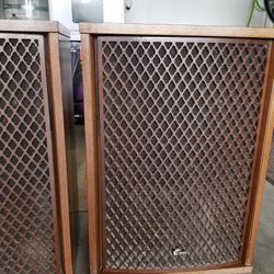 Pair Vintage Sansui Speakers
