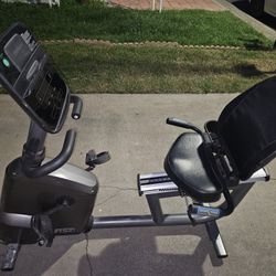 RS3 Lifecycle Exercise Bike 