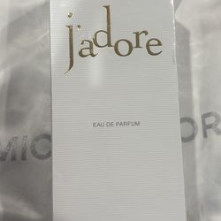 J’adore Dior Perfume 