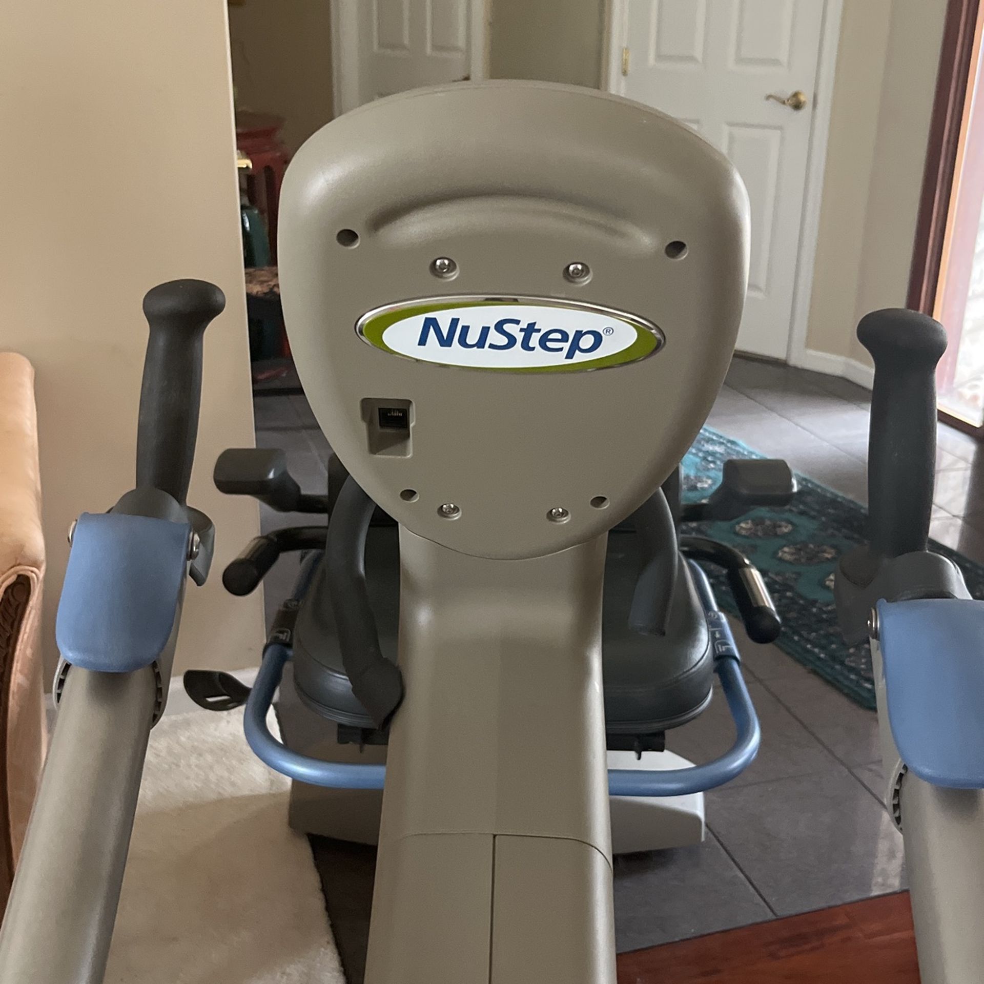 NuStep T5XR Recumbent Cross Trainer - Excellent Condition