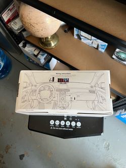 Portable Car Dashboard CarPlay Display in Box