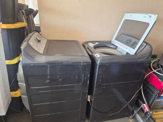 Washer and dryer with wifi connection