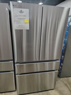 LG refrigerator LF30S8210S
