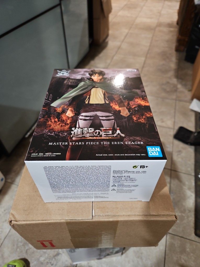 EREN YEAGER ATTACK ON TITAN STATUE