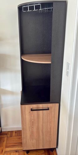Wood corner bar