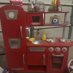 Kidkraft Kitchen & Little Tykes Shopping Cart