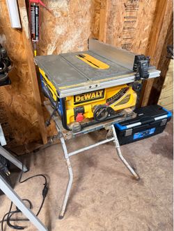 Dewalt 10in table saw