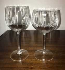 Red And White Wine Glasses 8 Each
