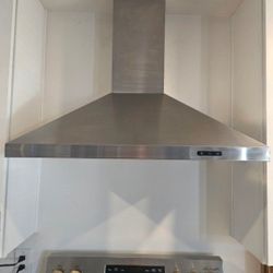 Broan Elite Range  Hood