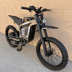 Dirt Bike E-Bike 50 MPH