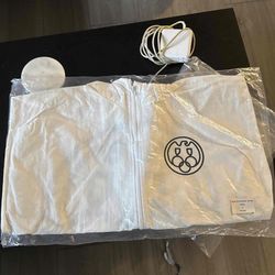 Yeezy Windbreaker Eagle Olympic Size 2 Fits M-L