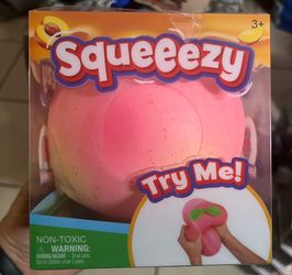 Viral Sunny Days Jumbo Squeezy Peach – Squishy Toy, Stress Relief Sensory Fun 🍑