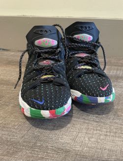 Nike LeBron 18 Multicolored Sneakers 