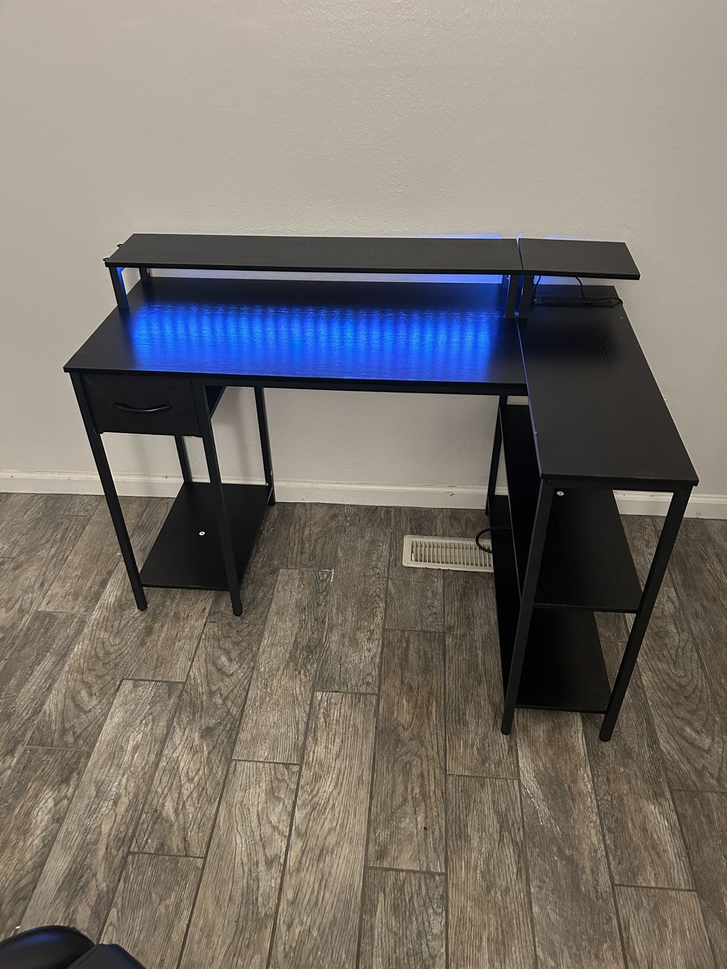 Gaming Desk- Led Lights