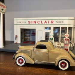 RARE* DANBURY MINT LIMITED EDITION 1935 FORD DELUXE COUPE,CORDOBA GRAY. COMPLETE