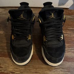 Jordan 4 Royalty Size 10