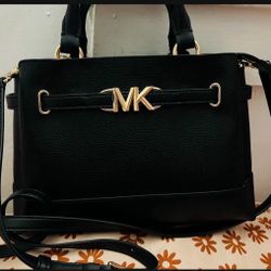 Micheal Kors Satchel Small/medium
