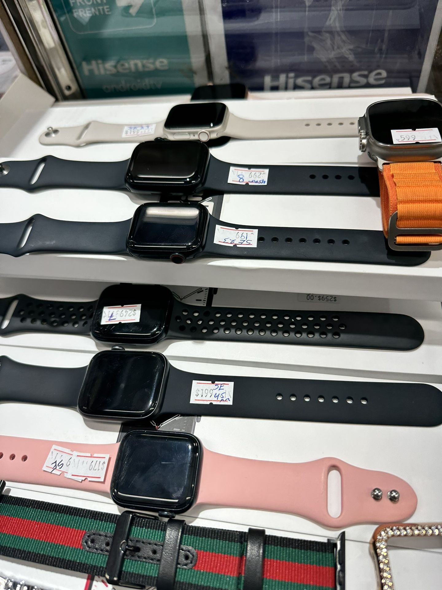 Used Apple Watch SE Latest Model $199