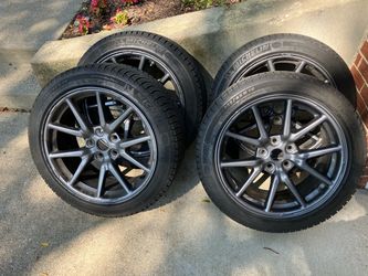 Tesla Model 3 18 inch wheels