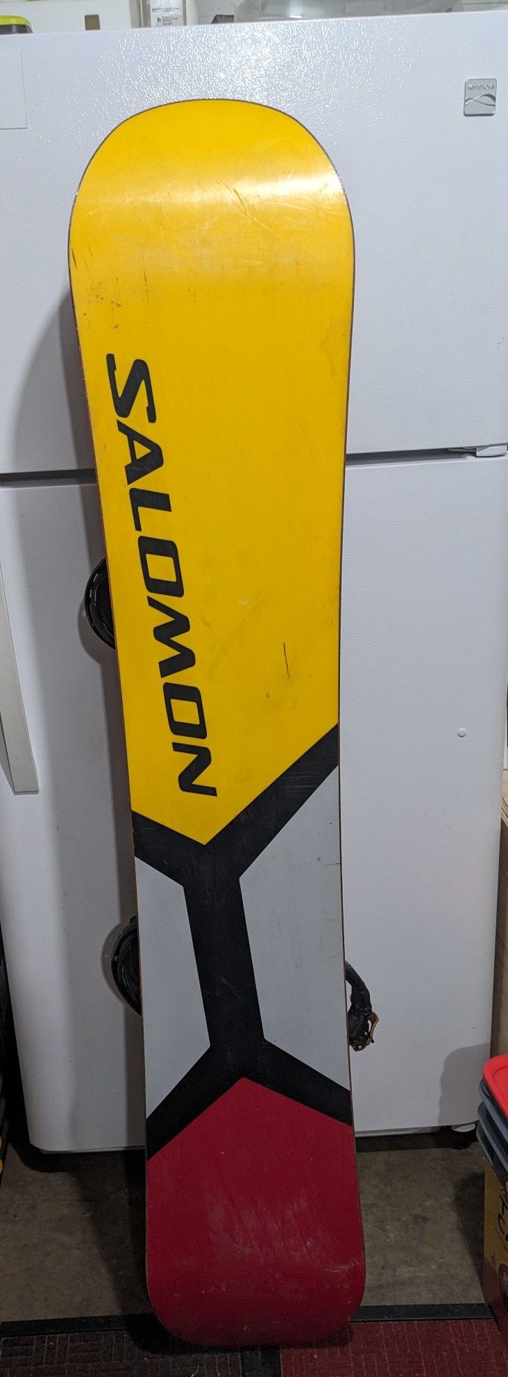 SALOMON Snowboard With Bindings