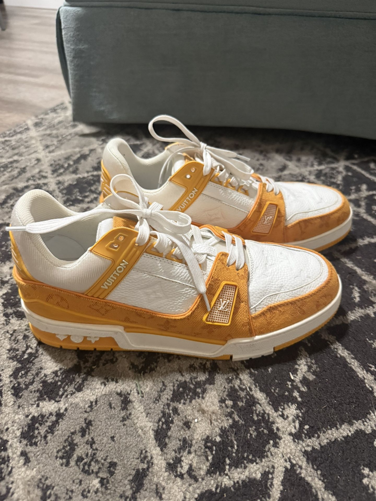 Louis Vuitton Size 9 display picture 3