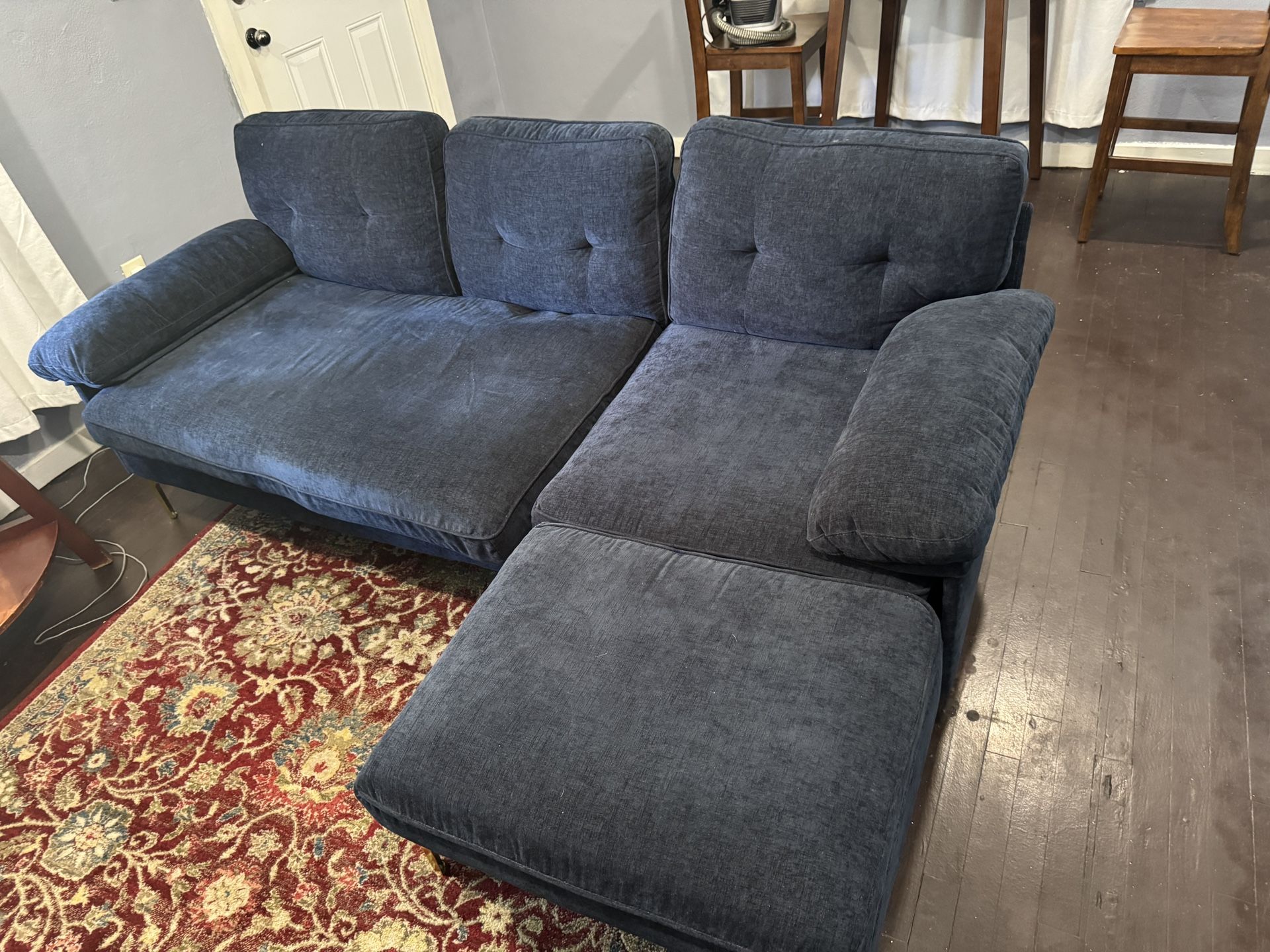 ✨ Modern Blue Sectional Sofa with Chaise – Great Condition! ✨
